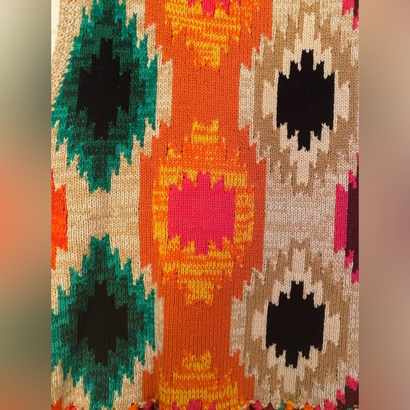 Alice & Olivia Cropped Sweater Vest- Size small (NWOT) - Picture 3 of 5